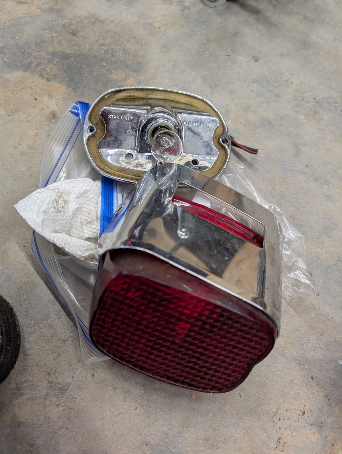 73-99 taillight