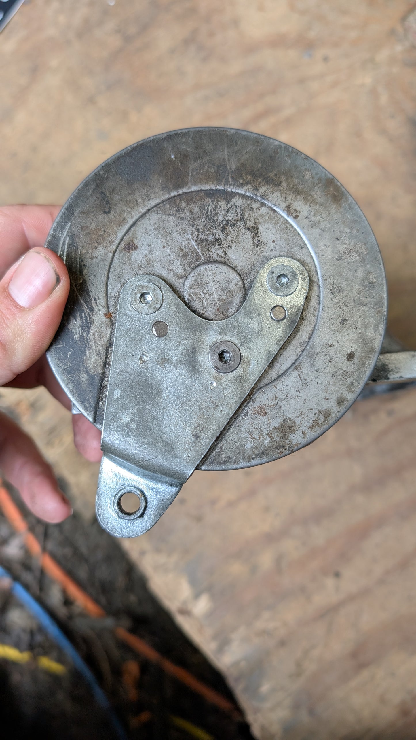 Ratchet Top Shift Lid