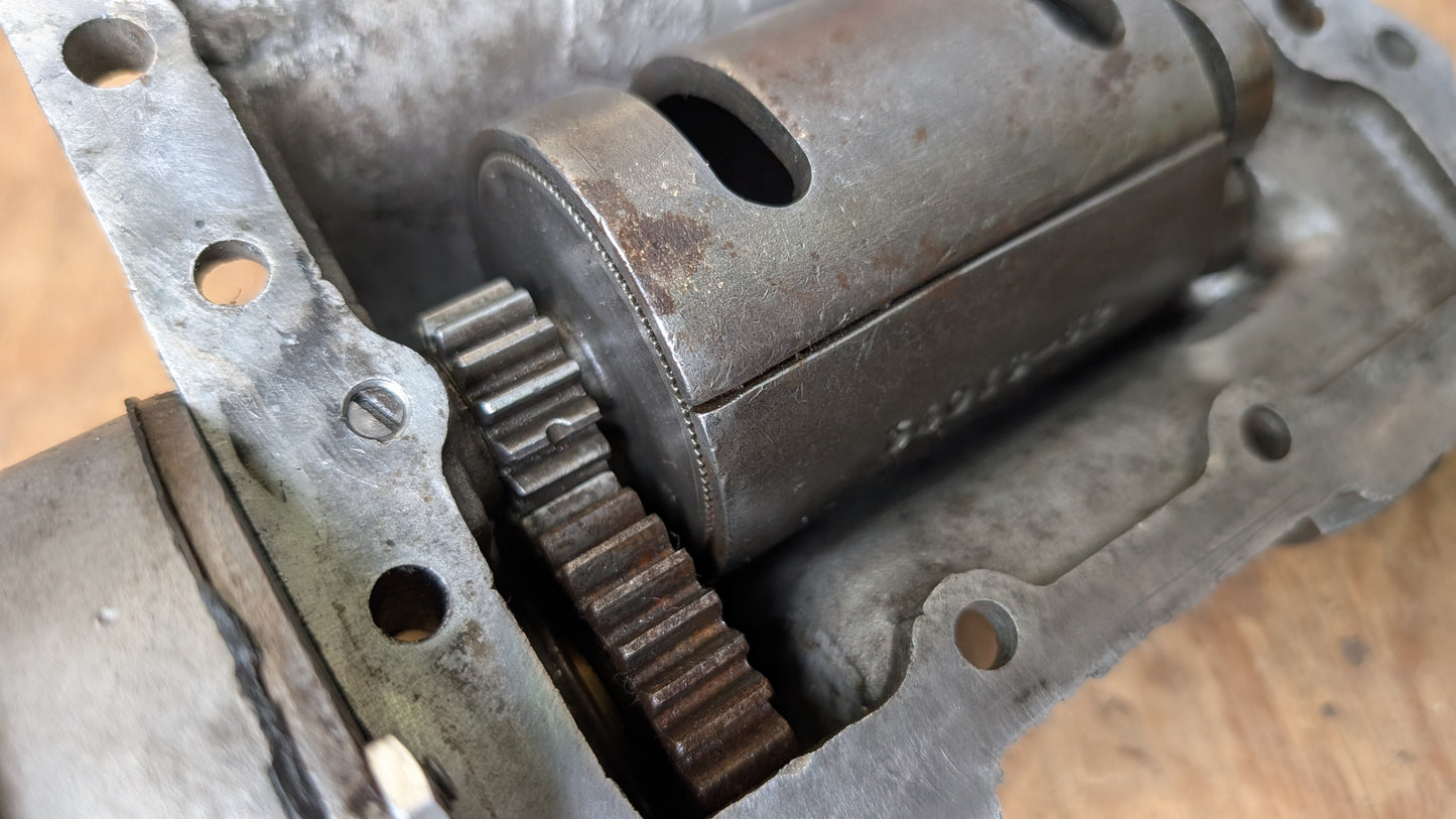Ratchet Top Shift Lid